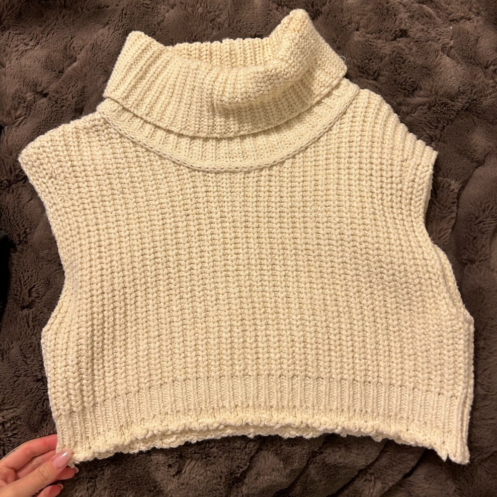 Free people knitted crop sleeveless sweater